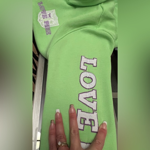 VS PINK ~ Green (Vintage) “Love Pink” Sweatshirt / Hoodie - Picture 12 of 15